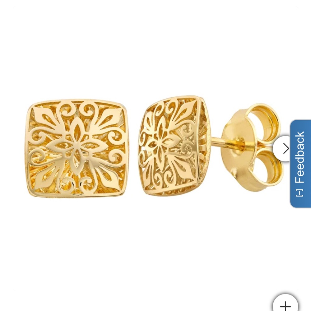 Elegant Gold Filigree Earrings